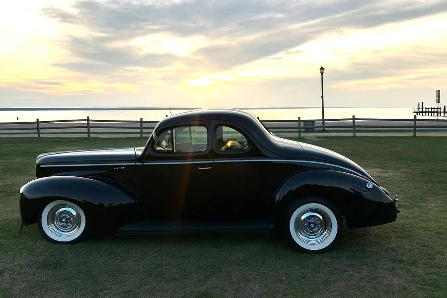 1940 Ford Deluxe