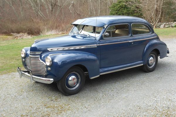 1941 Chevrolet Special Deluxe Town Sedan