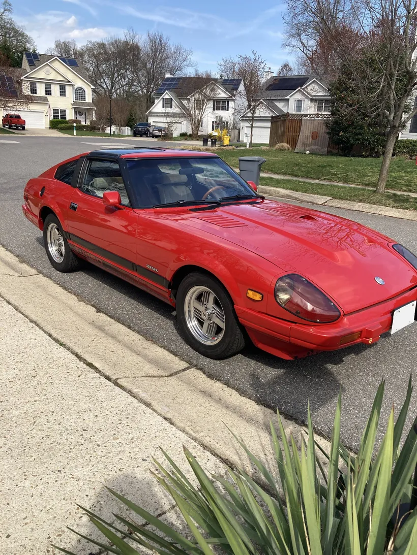 1983 Datsun 280ZX with Inline 6-Cylinder L2.8ET MFI Turbo SOHC