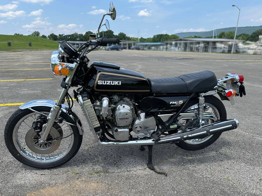 1976 Suzuki RE5