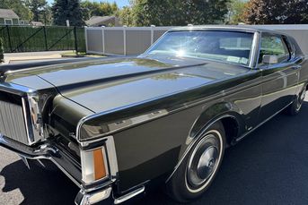 1970 Lincoln Continental MK III Well Kept Iconic Model!