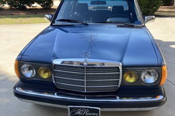 1983 Mercedes-Benz 300DT