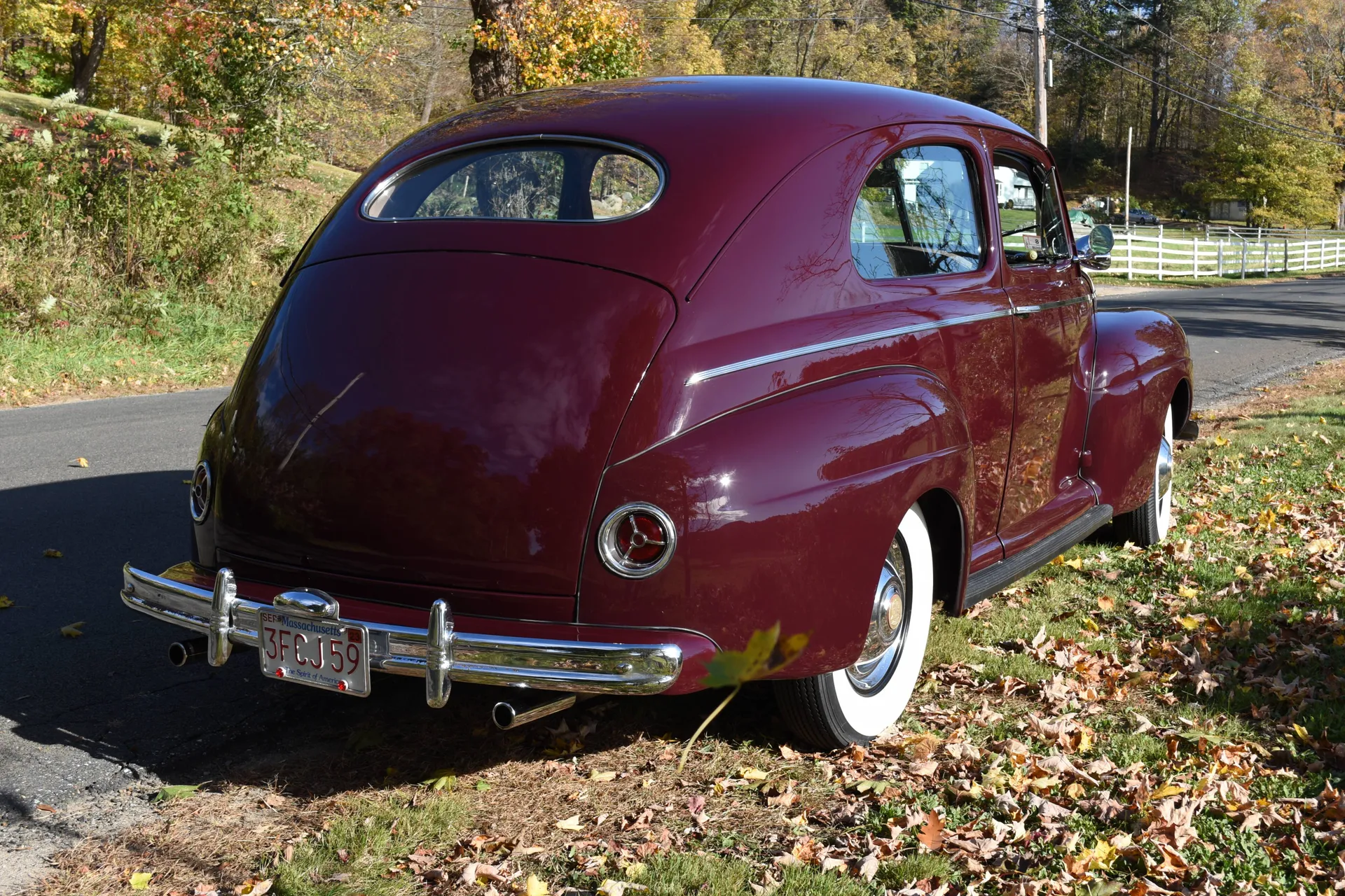 Mild Custom 1941 Ford Deluxe Sedan with Flathead V8 T5 Five-Speed