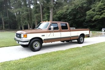 1990 Ford F-350 XLT Lariat with 460 engine and zero rust!