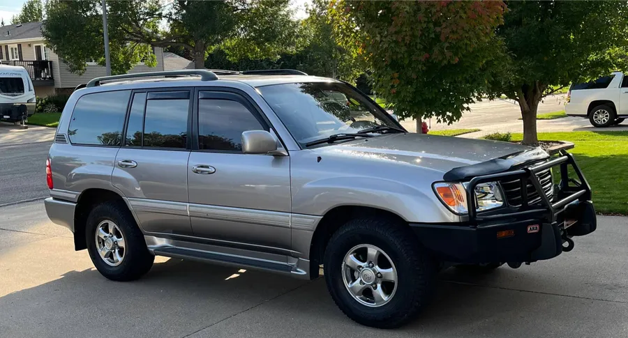 2002 Toyota Land Cruiser FZJ100