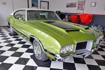 1971 Oldsmobile 442 Coupe - 455/340hp V8 Engine with Rare M-22 4 Speed Manual Transmission