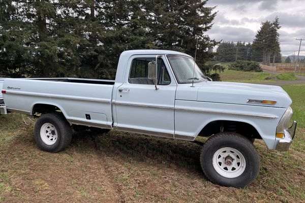 1971 Ford F100 Sport Custom 4x4 Pickup With Matching Trailer