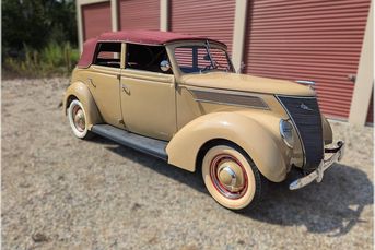 1937 Ford Deluxe 4-door convertible * Desirable 