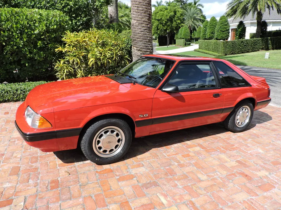 1990 Ford Mustang LX