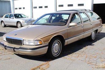 1996 BUICK ROADMASTER ESTATE WAGON COLLECTOR'S EDITION