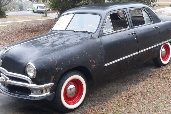 No-Reserve 1950 Ford Custom Deluxe Fordor Sedan With a 302 V8