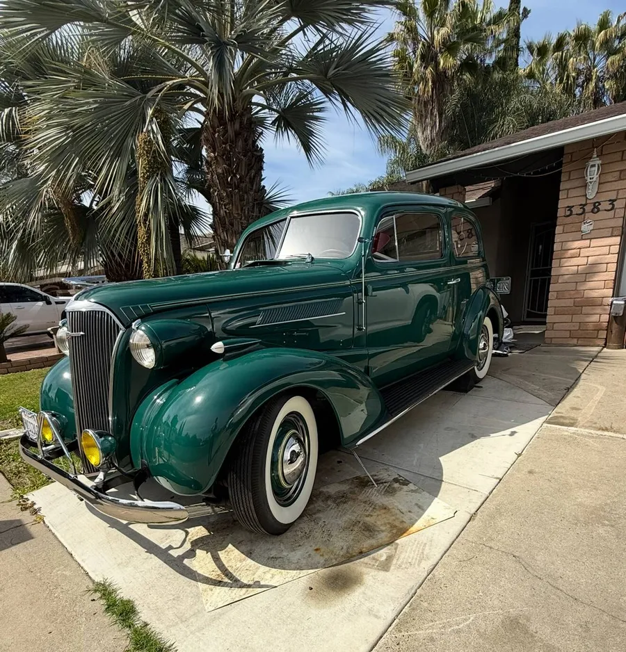 1937 Chevrolet Master Deluxe