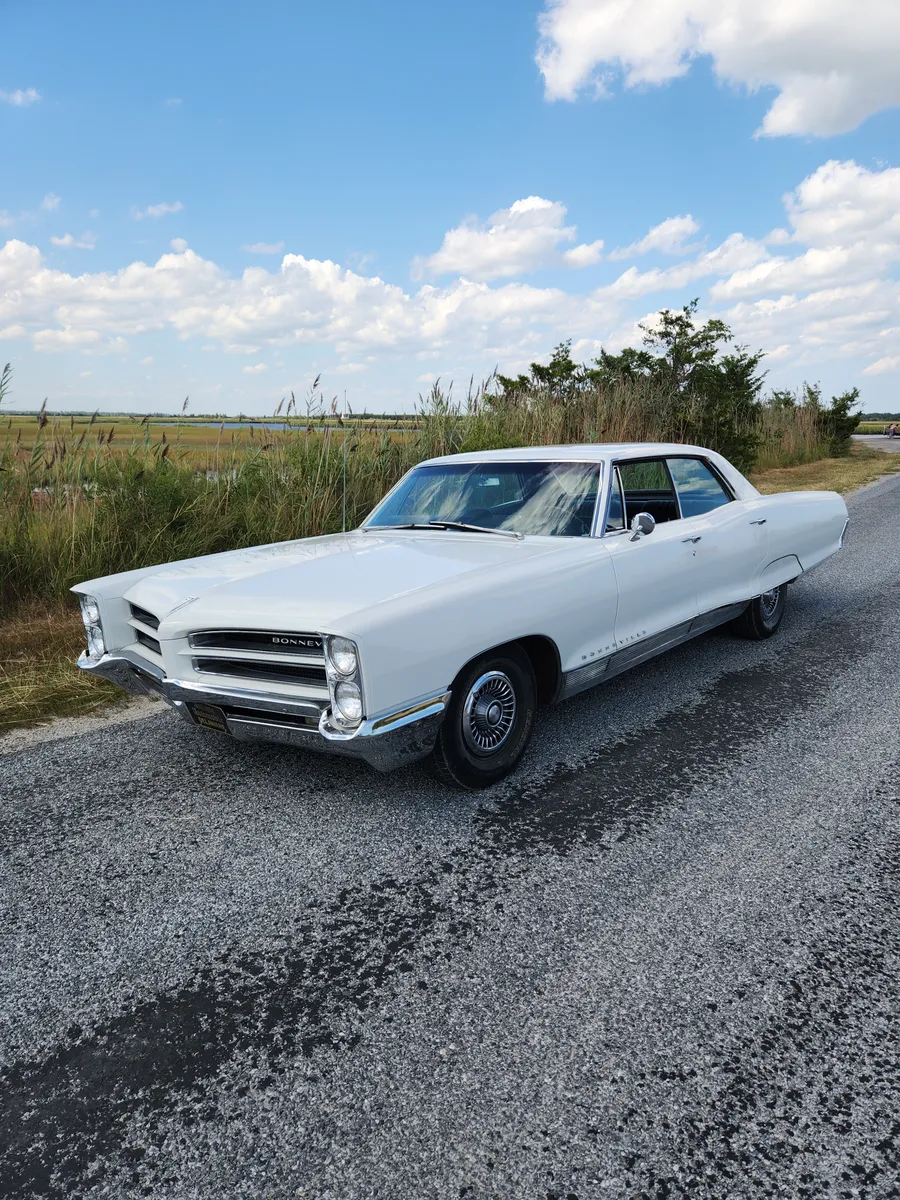 1966 Pontiac Bonneville