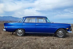 1968 Mercedes-Benz 200dSedan 11011010367757 Dodge Viper GTS Blue (metal flake) Dark blue, Black, Grey 2.0L Diesel