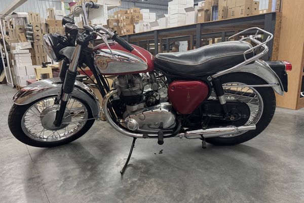 Trad Brit: 1963 BSA Super Rocket