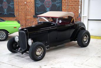 1932 Ford Highboy w/Big Block Chevy 454 Engine