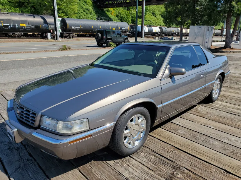 1G6ET1299U601993