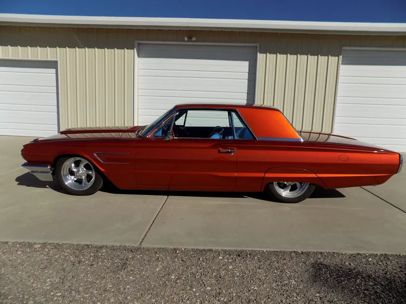 EMINEM CAR FORD THUNDERBIRD赤 Sold - Massively Customized 1965 Ford Thunderbird - Hemmings.com