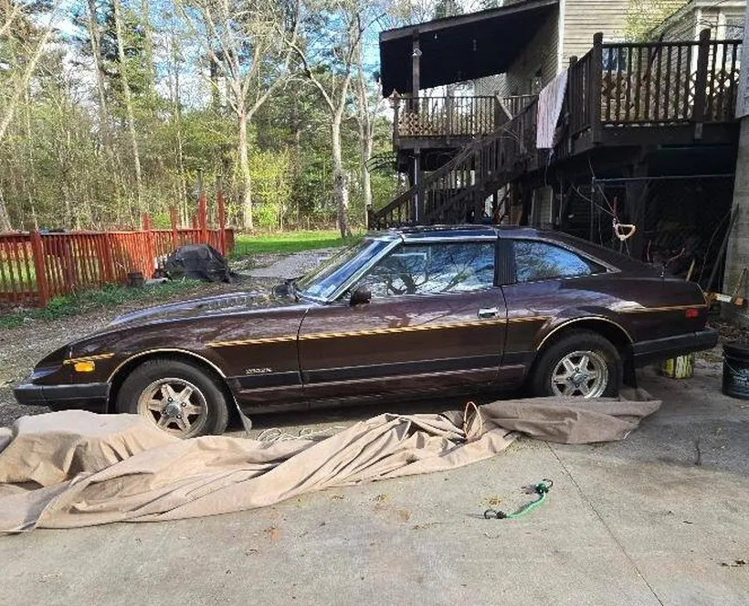 3分の1を使用済み Fully Original: 1982 Datsun 280ZX - Hemmings.com