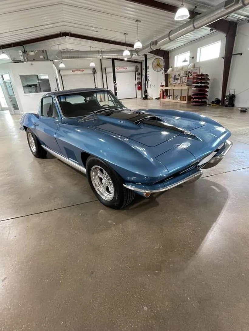 1967 Chevrolet Corvette With Modern ZZ427 Crate Motor & 5-Speed