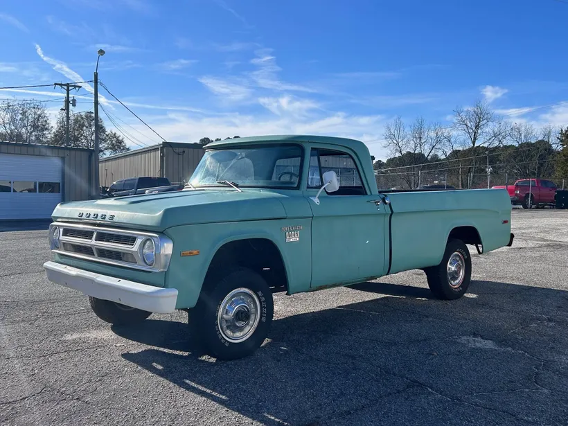 1970 Dodge Power Wagon