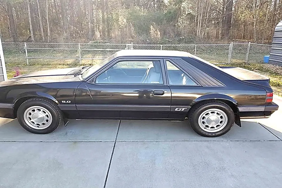 1985 Ford Mustang GT
