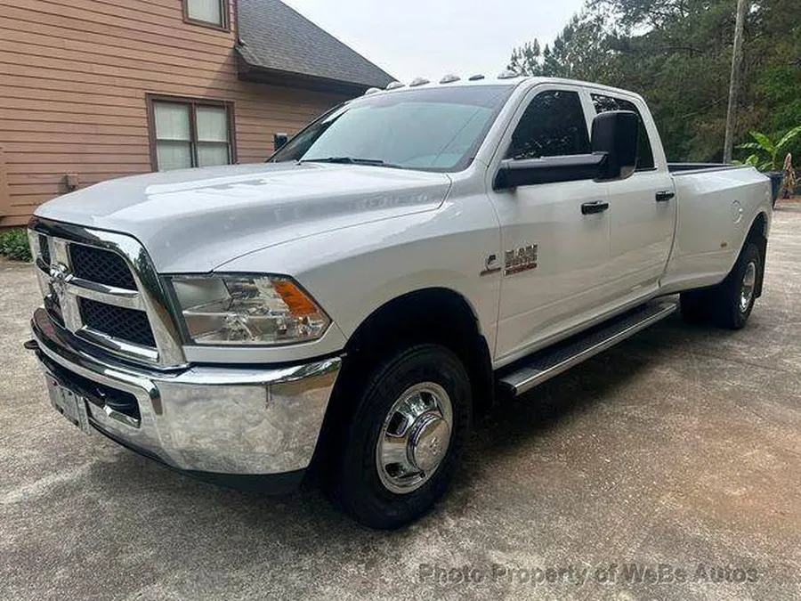 2017 Dodge Ram Tradesman Dually Powered by a 6.7L I6 Cummins Turbo