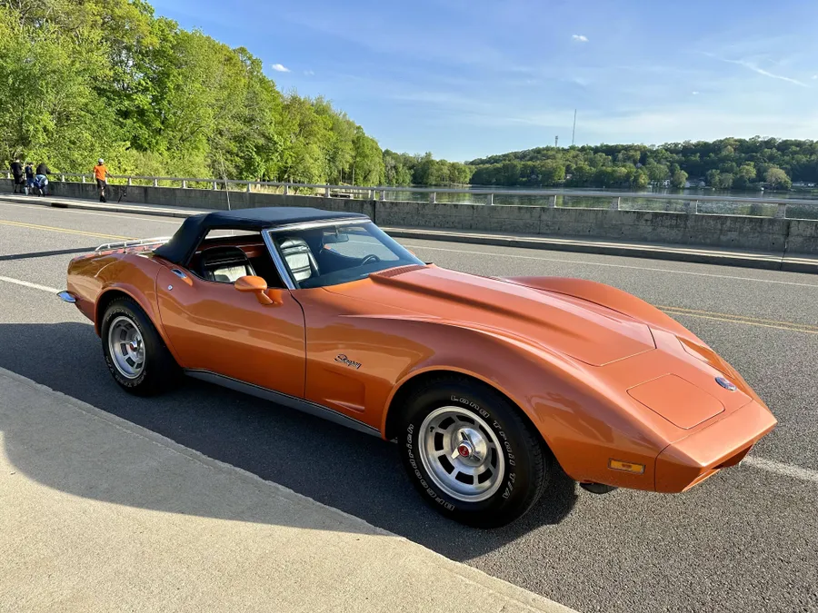 1973 Chevrolet Corvette 327/250