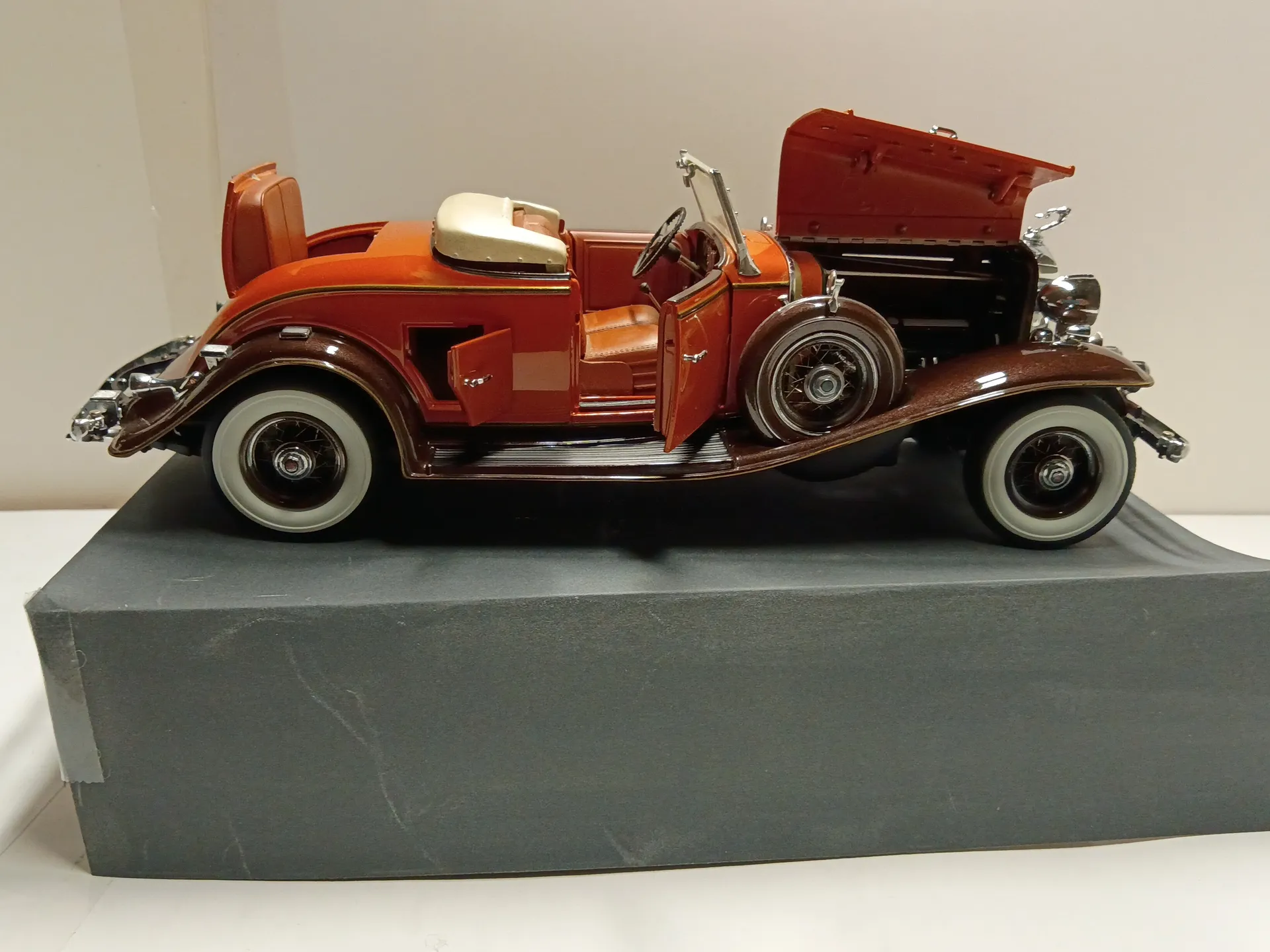 No-Reserve Collection of Metal and Plastic Vehicle Models | Hemmings