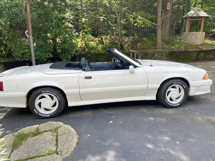 1989 Ford Mustang ASC McLaren