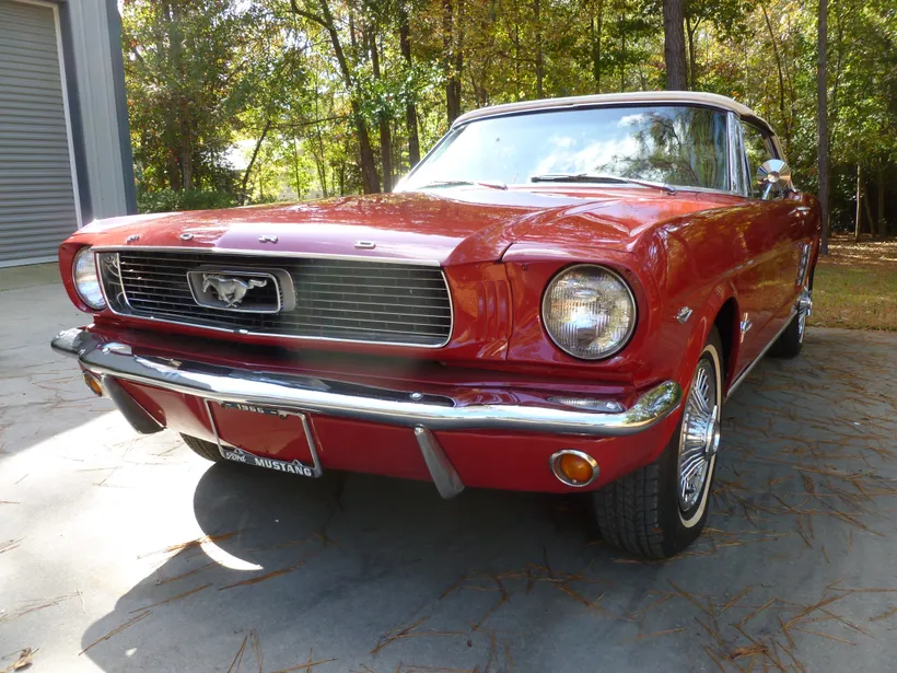 1966 Ford Mustang V8