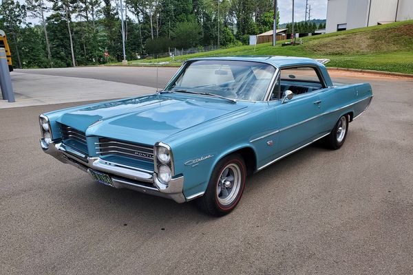 1964 Pontiac Catalina With a 421 Super Duty V8 and a Four-Speed