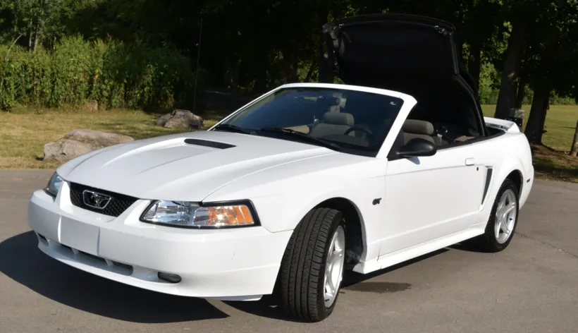 2000 Ford Mustang GT