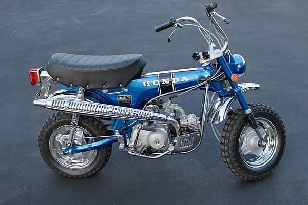 Restored 1970 Honda CT70 With a Semi-Automatic Transmission