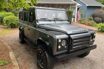 Restored and Upgraded 1986 Land Rover Defender 110 4x4