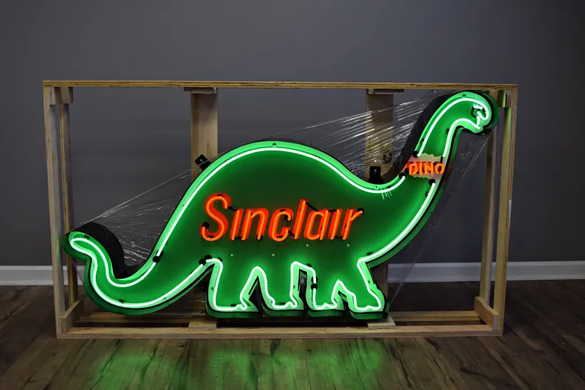 Sold - No-Reserve Sinclair Dinosaur Neon Sign - Hemmings.com