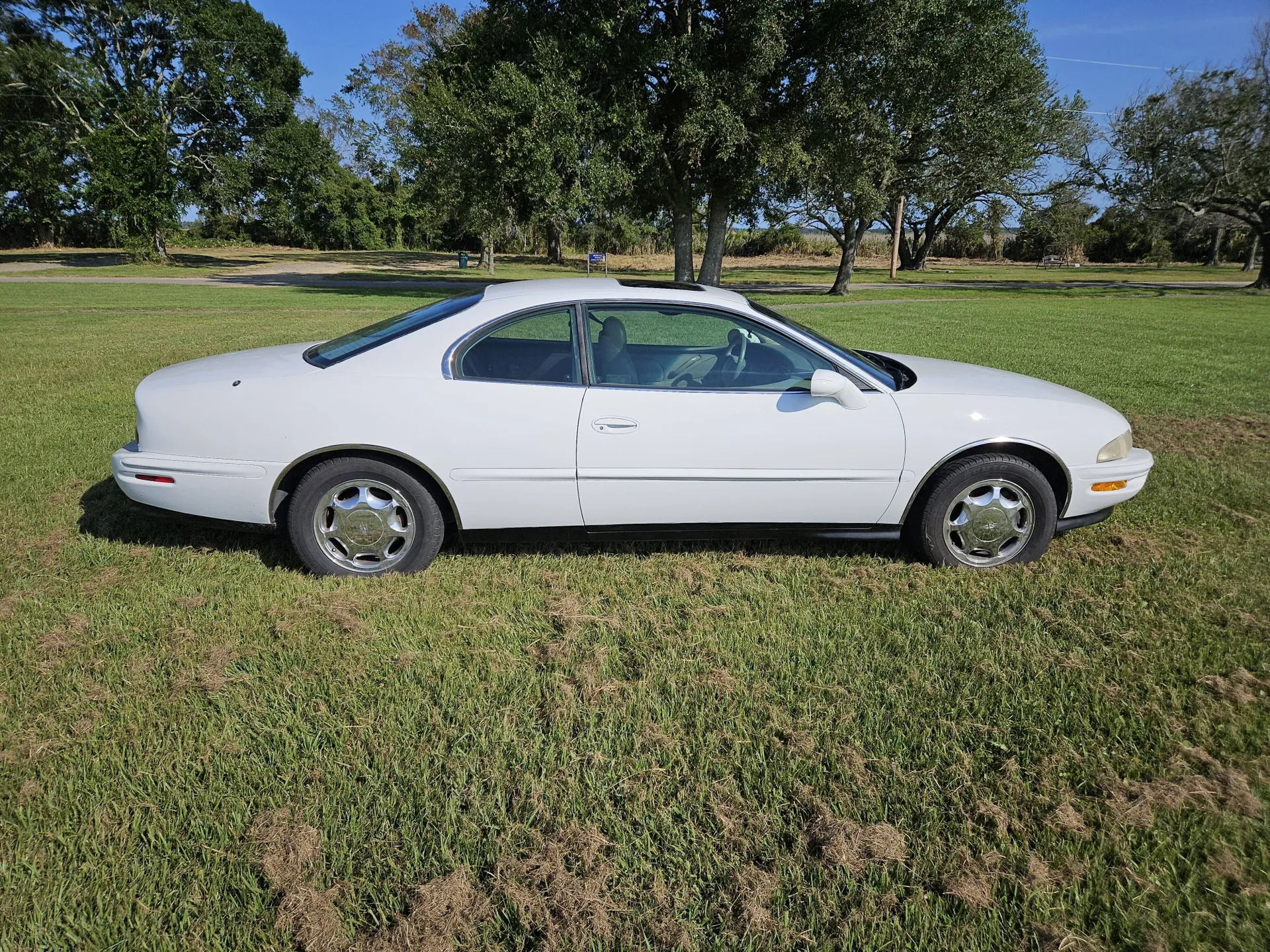 Supercharged 1998 Buick Riviera GS | Hemmings