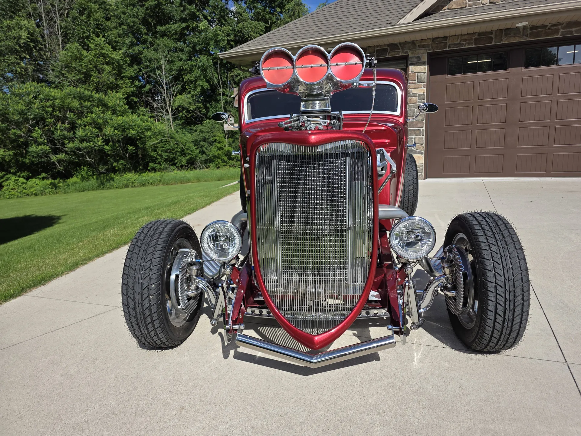 1933 Ford Custom Pro Street Powered by 383ci V8 with 6-71 Weiand