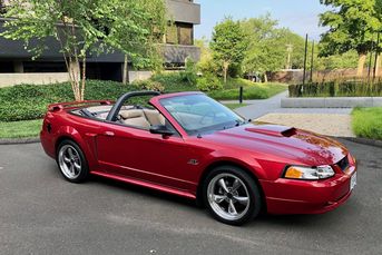 2001 Ford Mustang GT Convertible * with 28,000 miles