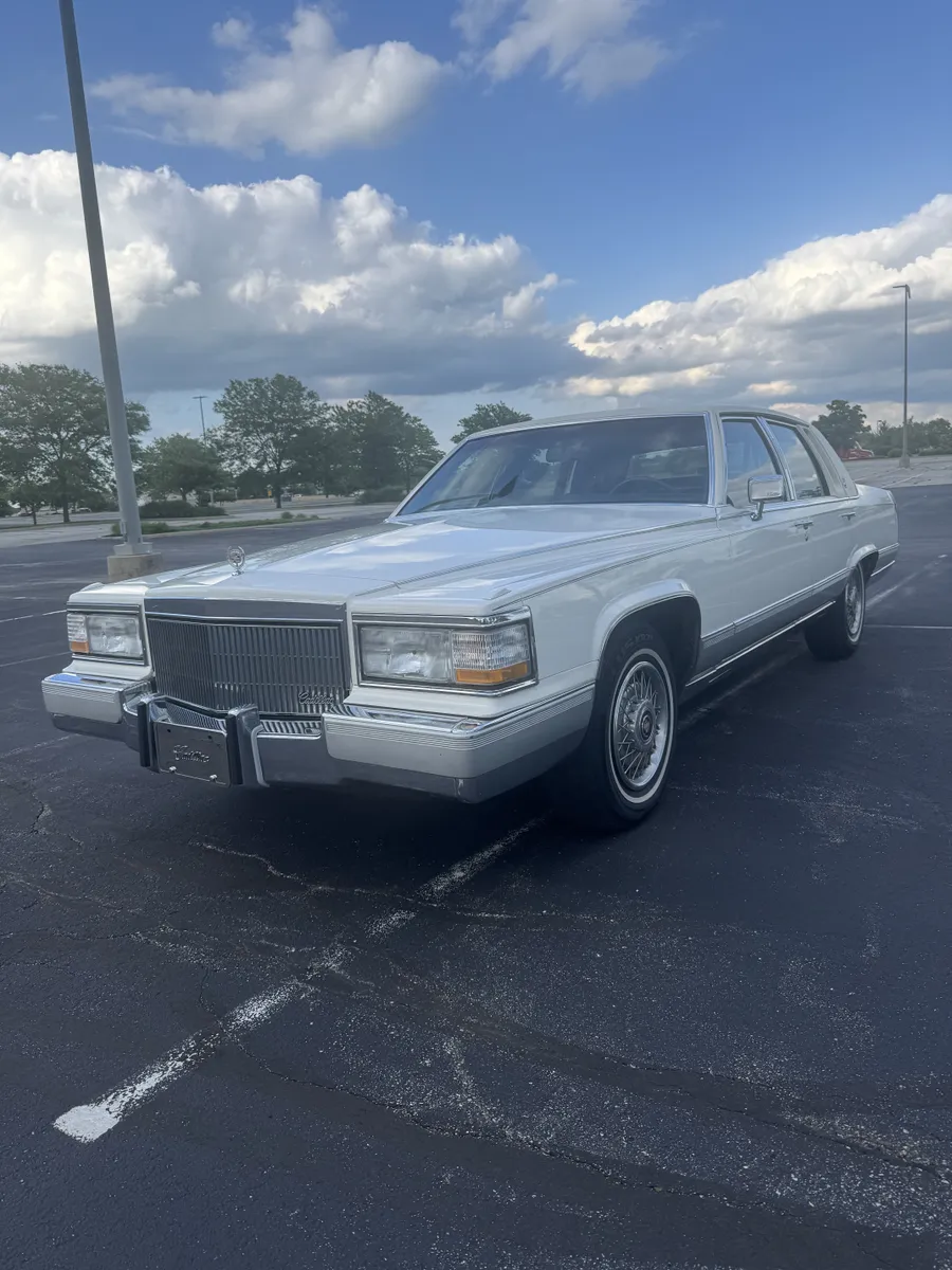1992 Cadillac Brougham
