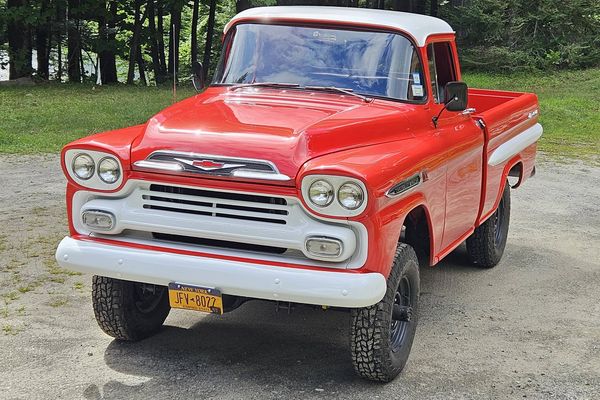 Four-Wheel-Drive 1959 Chevrolet Apache 3100