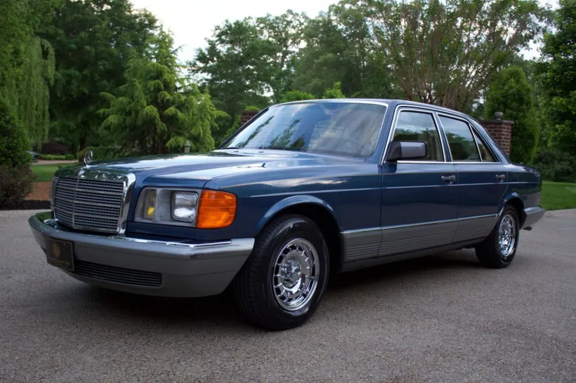 1984 Mercedes-Benz S-Class 380SE