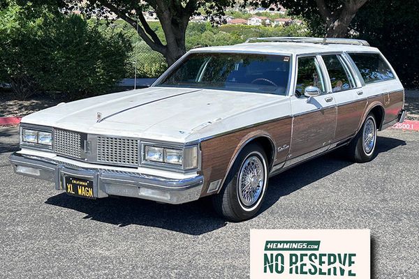 No-Reserve 1988 Oldsmobile Custom Cruiser Station Wagon