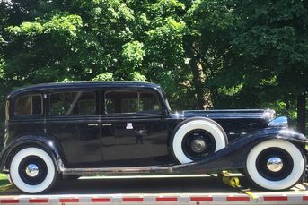 1933 Buick model 97 4 door 5 passenger sedan