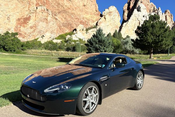 2008 Aston Martin V8 Vantage in a Rare Color Combination