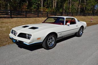 1977 Pontiac Formula 400 4-Speed Coupe