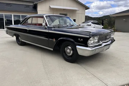 1962 Ford Galaxie 500XL Find of Day | Classic Car Insights