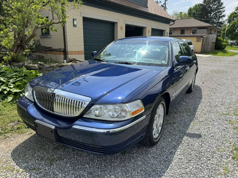 1LNHM82W47Y609428