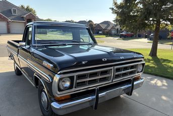 Time-Capsule Bumpside: 1971 Ford F100 Ranger XLT Pickup