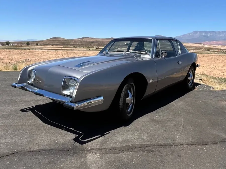 1964 Studebaker Avanti